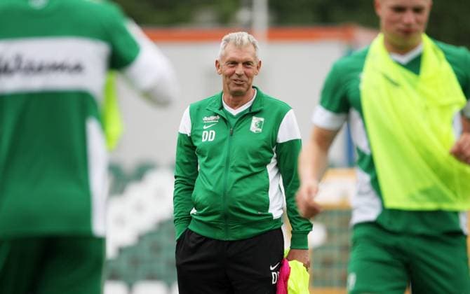 Chemie Leipzig Training Fussball Regionalliga Leipzig, 26.06.2017, Alfred-Kunze-Sportpark, Fussball, Regionalliga , BSG Chemie Leipzig, Trainingsstart für die Regionalliga Saison 2017 18. , Im Bild: Trainer Dietmar Demuth (Chemie) ,
