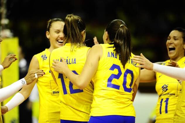 V?lei Feminino Brasil x Pol?nia BELO HORIZONTE, MG - 27.06.2017: VÔLEI FEMININO BRASIL X POLÔNIA - Players from Brazil during the friendly match of Women& 3Volleyballball between the selections of Brazil and Poland held at the Mineirinho in Belo Horizo MG, on the the night of Tuesday (27). (Photo: Mourão Panda Fotoarena) x1345726x  MourãoxPanda