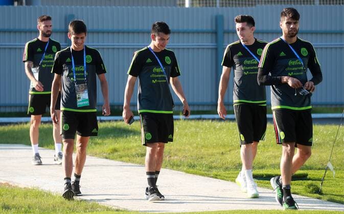 SOCHI, RUSSIA - JUNE 28, 2017: Jurgen Damm, Carlos Salcedo, Hector Herrera, and Nestor Araujo (L-R) of the Mexican men s national football team seen during a training session ahead of the 2017 FIFA Confederations Cup semifinal match against Germany. The game is scheduled for June 29, 2017. Sergei Fadeichev TASS  TS055379