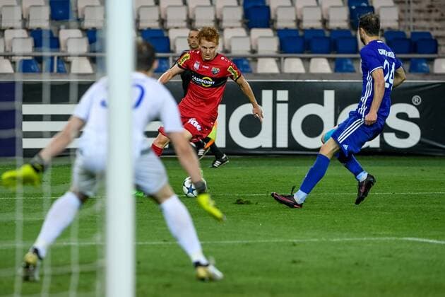 SOCCER - UEFA EL quali, Chikhura vs Altach TBILISI,GEORGIA,29.JUN.17 - SOCCER - UEFA Europa League qualification, FC Chikhura Sachkhere vs SCR Altach. Image shows Dino Hamzic (Chikhura), Christian Gebauer (Altach) and Lasha Chikvaidze (Chikhura). GEPAxpictures xOliverxLerch