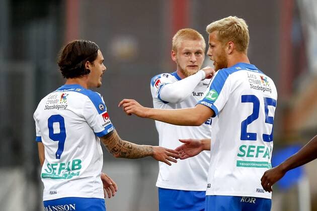 170629 Norrköpings David Moberg Karlsson och Filip Dagerstal jublar efter 1-0 av Moberg Karlsson under fotbollsmatchen i kvalet till Europa League mellan Norrköping och Prishtina den 29 juni 2017 i Norrköping.  Copyright: PETERxHOLGERSSON BB170629BB109