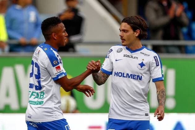 170629 Norrköpings Niclas Eliasson och David Moberg Karlsson jublar efter 3-0 av Eliasson under fotbollsmatchen i kvalet till Europa League mellan Norrköping och Prishtina den 29 juni 2017 i Norrköping.  Copyright: PETERxHOLGERSSON BB170629BB136