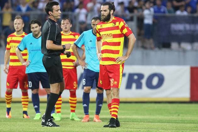 29.06.2017 KUTAISI, GRUZJA (GEORGIA) PILKA NOZNA (FOOTBALL), LIGA EUROPY UEFA 2017 2018 (EUROPEAN UEFA LEAGUE 2017 2018) , 1 RUNDA KWALIFIKACJI (FIRST QUALIFICATION ROUND) MECZ (GAME) DINAMO BATUMI - JAGIELLONIA BIALYSTOK NZ CILLIAN SHERIDAN RZUT KARNY FOTO KAMIL SWIRYDOWICZ CYFRASPORT NEWSPIX.PL --- Newspix.pl  20170629CSKS0009