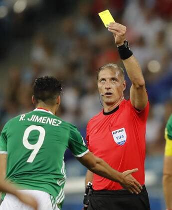Germany vs Mexico SOCHI, SC - 29.06.2017: GERMANY VS MEXICO - The referee Néstor PITANA (ARG) during a match between Germany and Mexico valid for the semifinals of the 2017 Confederations Cup, this Thursday (29), held at the Sochi Olympic Stadium in Sochi, Russia. (Photo: Rodolfo Buhrer La Imagem Fotoarena) x1347517x  RodolfoxBuhrer