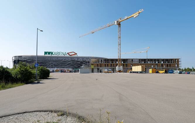 Fußball, Stadiongeschichte FC Augsburg FC Augsburg, Neubau Stadionfassade und Funktionsgebäude, Stand Juni 2017,