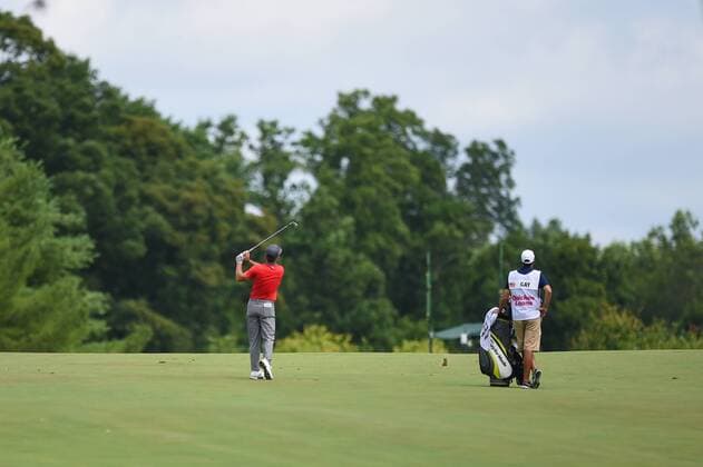 JUL 01, 2017 - Brian Gay (USA) hits his approach shot into hole number one during the third round at the 2017 Quicken Loans National at the Tournament Players Club in Potomac MD. PGA Golf Herren 2017: Quicken Loans National JUL 01 - ZUMAcjm_ 20170701_zaf_cjm_010 Copyright: xJohnxMiddlebrookx