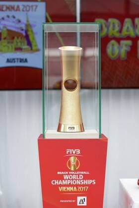 01.07.2017, Porec, CRO, FIVB World Tour, Beachvolleyball Major Series, Porec, Auslosung der Begegnungen fuer die bevorstehende Beachvolleyball WM in Wien, im Bild WM Pokal during drawing encounters for the upcoming Beach volleyball Beachvolleyball World Championship WM Weltmeisterschaft in Vienna as a side event of the FIVB World Tour Major Series Tournament in Porec, Croatia on 2017 07 01. Porec  EX_PIXS  