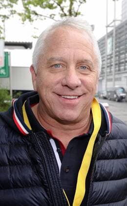 01.07.2017, Duesseldorf, GER, Tour de France, Prolog, im Bild LEMOND Greg (USA, ehemaliger Sieger der Tour de France) Greg LeMond of the United States of America during te Prolog of the 2017 Tour de France in Duesseldorf, Germany on 2017 07 01. Duesseldorf  EP_mhu  