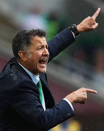 MOSCOW, RUSSIA â€“ JULY 2, 2017: Mexico head coach Juan Carlos Osorio attends their 2017 FIFA Confederations Cup third place football match against Portugal at Otkrytie Arena. Sergei Savostyanov TASS  TS055C69