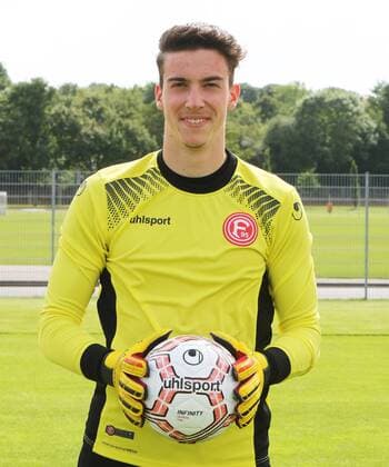 Regionalliga West, Saison 2017 2018, Fototermin Fortuna Düsseldorf U 23. - Max Schijns ( Fortuna Düsseldorf U 23 ) Portrait mit Ball