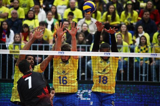 Liga Mundial Brasil x Canad? CURITIBA, PR - 04.07.2017: LIGA MUNDIAL BRASIL X CANADÁ - Brazil and Canada make the debut of the final phase of the World Volleyball League at the Arena da Baixada in Curitiba. (Photo: Guilherme Artigas Fotoarena) x1350285x  GuilhermexArtigas