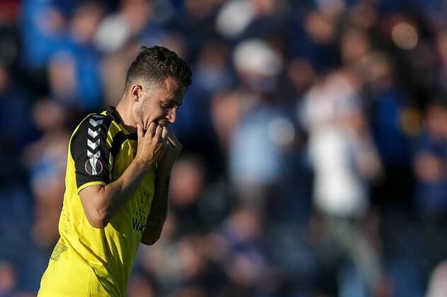 Mike Schneider (Niederkorn 11) ist enttaeuscht, frustriert, Entaeuschung, Frust, Emotionen nach vergebener Torchance 04.07.2017 Fussball Europa League Qualifikation, 1. Runde, Saison 2017-2018 04.07.2017 LUX, ELQ, FC Progres Niederkorn (LUX) - Glasgow Rangers FC (SCO) Stade Josy Barthel, Luxemburg 
