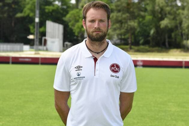 03.07.2017 - 1. FC Nürnberg FCN Club - 2. Fußball Bundesliga BL - Saison 2017 2018 - Fototermin Porträttermin Portraittermin - - Tobias Dippert (Athletik- und Reha-Trainer 1.FC Nürnberg FCN ) Einzelbild Einzelfoto Portrait Porträt Kopfbild