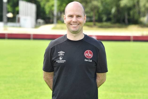 03.07.2017 - 1. FC Nürnberg FCN Club - 2. Fußball Bundesliga BL - Saison 2017 2018 - Fototermin Porträttermin Portraittermin - - Dr. Matthias Brem (Team-Arzt 1.FC Nürnberg FCN ) Einzelbild Einzelfoto Portrait Porträt Kopfbild