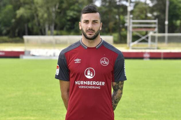 03.07.2017 - 1. FC Nürnberg FCN Club - 2. Fußball Bundesliga BL - Saison 2017 2018 - Fototermin Porträttermin Portraittermin - - Mikael Ishak (9, 1. FC Nürnberg FCN ) Einzelbild Einzelfoto Portrait Porträt Kopfbild