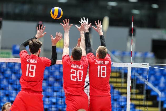 July 5, 2017 - Curitiba, Parano, Brasil - CURITIBA, BRAZIL JULY 5: Kliuka, Kurkaev and Zhigalov of the Russian team during a match between Russia and Canada as part of the FIVB Volleyball World League 2017 at the Arena da Baixada Stadium on July 4, 2017 in Curitiba, Brazil. .Foto: RUS v CAN - FIVB Volleyball World League 2017 - ZUMAb158 20170705_zap_b158_006 Copyright: xGeraldoxBubniakx