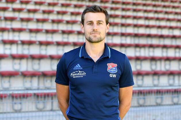 Athletic Trainer Georg Wallner (Unterhaching) Einzelbild, Aktion, Action, Porträt, Portrait, Fußball, GER, 3.Liga, Porträttermin 2017 2018, SpVgg Unterhaching, xslx