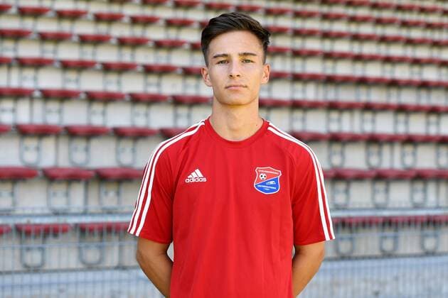 Mark Zettl (Unterhaching, 30) Einzelbild, Aktion, Action, Porträt, Portrait, Fußball, GER, 3.Liga, Porträttermin 2017 2018, SpVgg Unterhaching, xslx