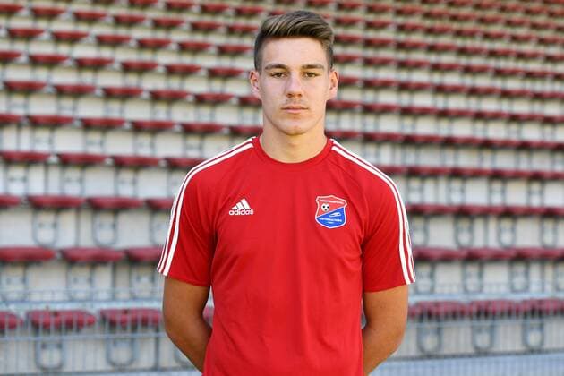 Mark Zettl (Unterhaching, 30) Einzelbild, Aktion, Action, Porträt, Portrait, Fußball, GER, 3.Liga, Porträttermin 2017 2018, SpVgg Unterhaching, xslx