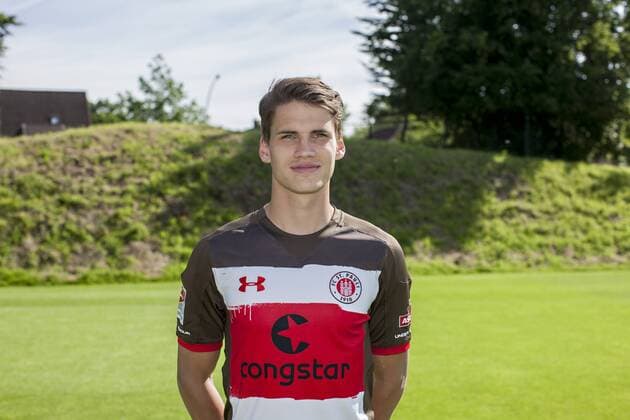Luca Zander 06.07.2017, Hamburg, Mannschaftsfototermin FCSt.Pauli 1910 Â