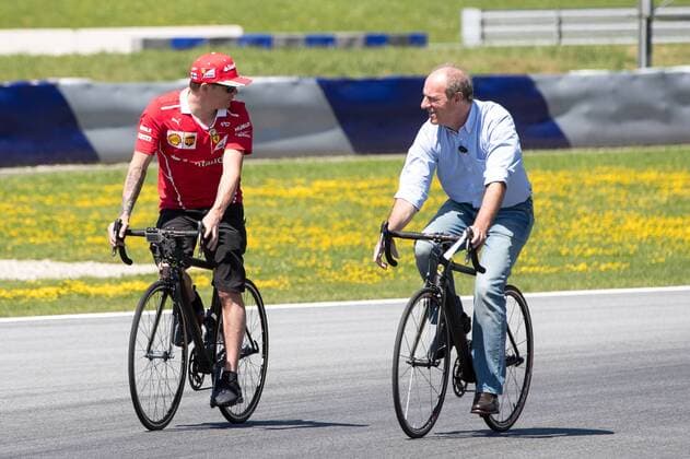 FORMULA 1 - GP of Austria 2017 SPIELBERG,AUSTRIA,06.JUL.17 - MOTORSPORTS, FORMULA 1 - Grand Prix of Austria, Red Bull Ring, preview. Image shows Kimi Raikkoenen (FIN Ferrari) and a journalist. GEPAxpictures xMaticxKlansek