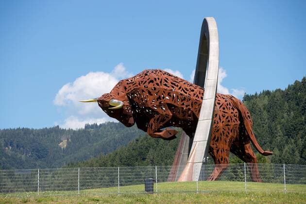 FORMULA 1 - GP of Austria 2017 SPIELBERG,AUSTRIA,06.JUL.17 - MOTORSPORTS, FORMULA 1 - Grand Prix of Austria, Red Bull Ring, preview. Image shows iron Red Bull sculpture. GEPAxpictures xMaticxKlansek