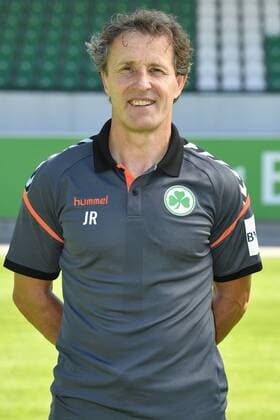 06.07.2017 - SpVgg Spielvereinigung Greuther Fürth Kleeblatt - 2. Fußball Bundesliga BL - Saison 2017 2018 - Fototermin Porträttermin Portraittermin - - Janos Radoki (Trainer SpVgg Greuther Fürth ) - Einzelbild Einzelfoto Portrait Porträt Kopfbild