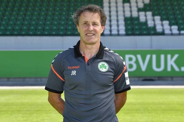 06.07.2017 - SpVgg Spielvereinigung Greuther Fürth Kleeblatt - 2. Fußball Bundesliga BL - Saison 2017 2018 - Fototermin Porträttermin Portraittermin - - Janos Radoki (Trainer SpVgg Greuther Fürth ) - Einzelbild Einzelfoto Portrait Porträt Kopfbild