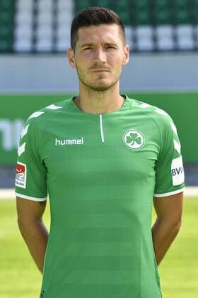 06.07.2017 - SpVgg Spielvereinigung Greuther Fürth Kleeblatt - 2. Fußball Bundesliga BL - Saison 2017 2018 - Fototermin Porträttermin Portraittermin - - Adam Pinter (16, SpVgg Greuther Fürth ) - Einzelbild Einzelfoto Portrait Porträt Kopfbild