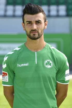 06.07.2017 - SpVgg Spielvereinigung Greuther Fürth Kleeblatt - 2. Fußball Bundesliga BL - Saison 2017 2018 - Fototermin Porträttermin Portraittermin - - Serdar Dursun (9, SpVgg Greuther Fürth ) - Einzelbild Einzelfoto Portrait Porträt Kopfbild