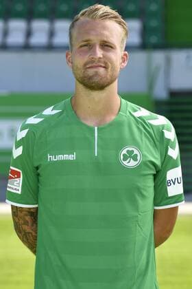 06.07.2017 - SpVgg Spielvereinigung Greuther Fürth Kleeblatt - 2. Fußball Bundesliga BL - Saison 2017 2018 - Fototermin Porträttermin Portraittermin - - Philipp Hofmann (11, SpVgg Greuther Fürth )