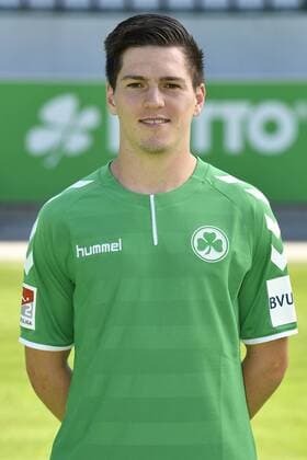 06.07.2017 - SpVgg Spielvereinigung Greuther Fürth Kleeblatt - 2. Fußball Bundesliga BL - Saison 2017 2018 - Fototermin Porträttermin Portraittermin - - Dominik Schad (35, SpVgg Greuther Fürth ) Einzelbild Einzelfoto Portrait Porträt Kopfbild