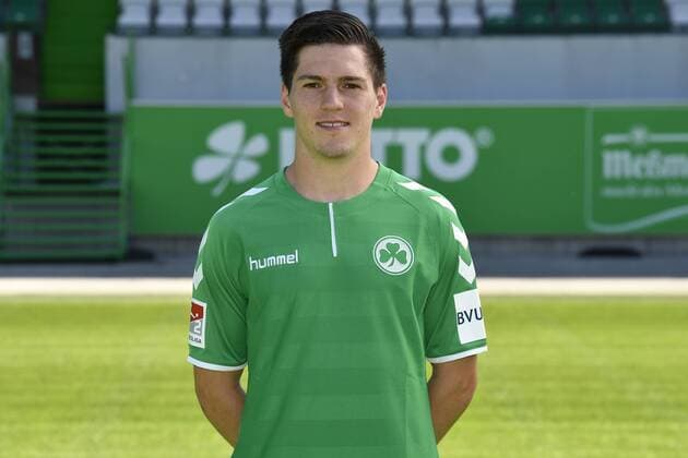 06.07.2017 - SpVgg Spielvereinigung Greuther Fürth Kleeblatt - 2. Fußball Bundesliga BL - Saison 2017 2018 - Fototermin Porträttermin Portraittermin - - Dominik Schad (35, SpVgg Greuther Fürth ) Einzelbild Einzelfoto Portrait Porträt Kopfbild