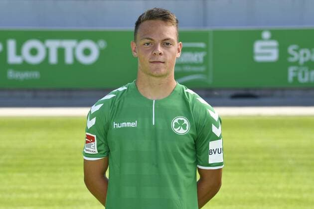 06.07.2017 - SpVgg Spielvereinigung Greuther Fürth Kleeblatt - 2. Fußball Bundesliga BL - Saison 2017 2018 - Fototermin Porträttermin Portraittermin - - Patrick Sontheimer (40, SpVgg Greuther Fürth ) Einzelbild Einzelfoto Portrait Porträt Kopfbild