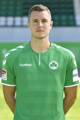 06.07.2017 - SpVgg Spielvereinigung Greuther Fürth Kleeblatt - 2. Fußball Bundesliga BL - Saison 2017 2018 - Fototermin Porträttermin Portraittermin - - Richard Magyar ( 5, SpVgg Greuther Fürth ) - Einzelbild Einzelfoto Portrait Porträt Kopfbild