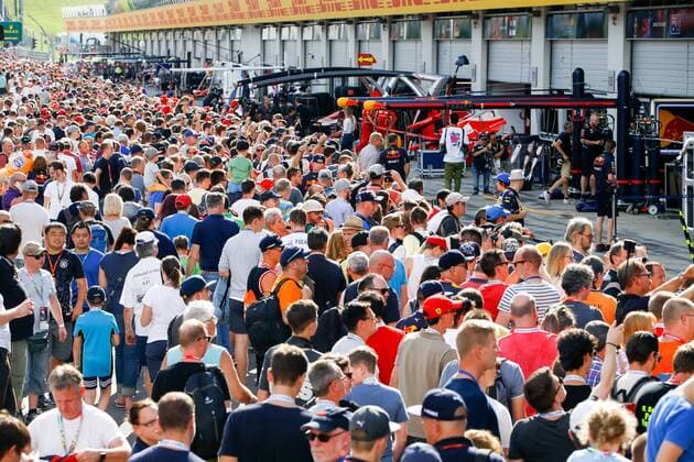 Motorsports: FIA Formula One World Championship WM Weltmeisterschaft 2017, Grand Prix of Austria, Fans Spielberg Austria xHOCHxZWEIx