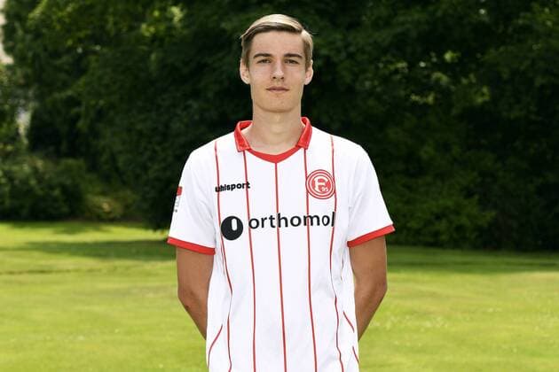Fußball, 2. BL, Fortuna Düsseldorf Porträttermin Porträt: Fußball, GER, 2.BL, Porträttermin 2017 2018, Fortuna Düsseldorf: Florian Neuhaus (Düsseldorf)