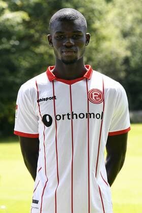 Fußball, 2. BL, Fortuna Düsseldorf Porträttermin Porträt: Fußball, GER, 2.BL, Porträttermin 2017 2018, Fortuna Düsseldorf: Ihlas Bebou (Düsseldorf)