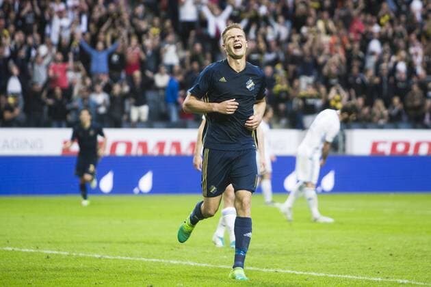 170706 AIK:s Eero Markkanen jublar efter 5-0 under fotbollsmatchen i kvalet till Europa League mellan AIK och Klaksvik den 6 Juli 2017 i Solna.  Copyright: KentaxJönsson BB170706KJ025