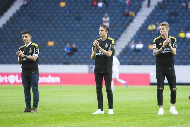 170706 AIK:s nyförvärv Robert Taylor , nyförvärv Rasmus Lindkvist och nyförvärv Nicolas Stefanelli presenteras under fotbollsmatchen i kvalet till Europa League mellan AIK och Klaksvik den 6 Juli 2017 i Solna.  Copyright: KentaxJönsson BB170706KJ029