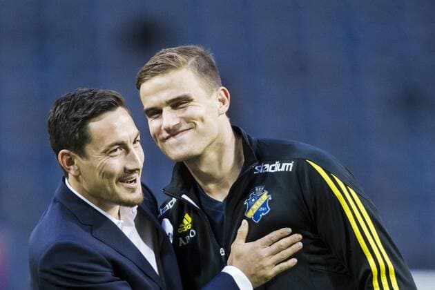170706 AIK:s Stefan Ishizaki och Eero Markkanen jublar efter fotbollsmatchen i kvalet till Europa League mellan AIK och Klaksvik den 6 Juli 2017 i Solna.  Copyright: KentaxJönsson BB170706KJ034