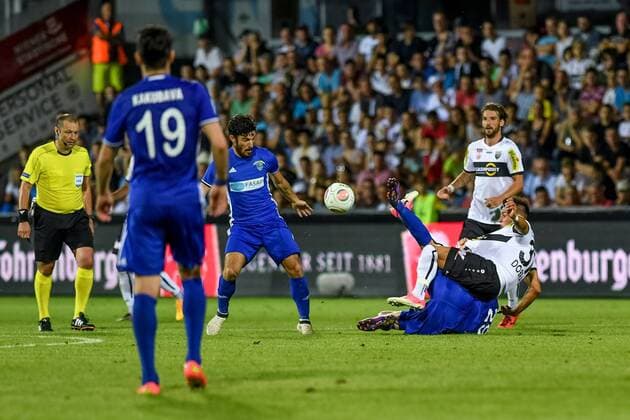 SOCCER - UEFA EL quali, Altach vs Chikhura ALTACH,AUSTRIA,06.JUL.17 - SOCCER - UEFA Europa League qualification, SCR Altach vs FC Chikhura Sachkhere. Image shows referee Veaceslav Banari (MDA), Levan Kakubava, Nikoloz Gelashvili (Chikhura), Patrick Salomon, Kristijan Dobras and Zaza Chelidze (Chikhura). GEPAxpictures xOliverxLerch