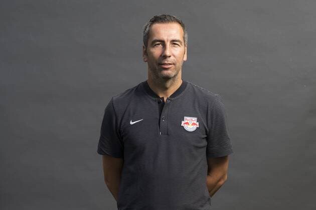 SOCCER - BL, RBS, team photoshooting SALZBURG,AUSTRIA,05.JUL.17 - SOCCER - tipico Bundesliga, Red Bull Salzburg, team photo shooting. Image shows team manager Mark Lang (RBS). GEPAxpictures xFelixxRoittner