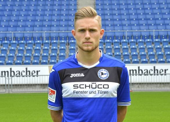 04.07.2017, Fussball, 2. LIGA, Saison 2017 2018, SCHÜCO-ARENA, BIELEFELD Fußball, GER, 2.BL, Portraittermin 2017 2018, DSC Arminia Bielefeld Leandro Putaro (Arminia Bielefeld), Aktion, Einzelbild, Quer, Portrait
