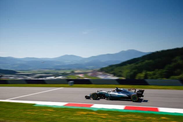 Motorsports: FIA Formula One World Championship WM Weltmeisterschaft 2017, Grand Prix of Austria, 44 Lewis Hamilton (GBR, Mercedes AMG Petronas F1 Team), Spielberg Austria xHOCHxZWEIx
