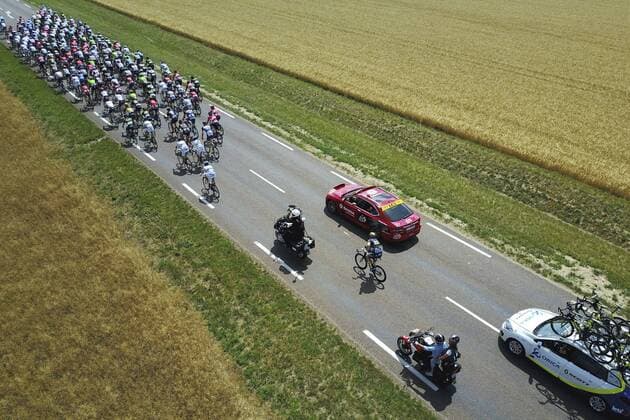 Bilder des Tages - SPORT Illustration picture of the peloton CYCLISME : Tour de France 2017 - Etape 7 - Troyes a Nuits-Saint-Georges - 07 07 2017 PhotoNews Panoramic 