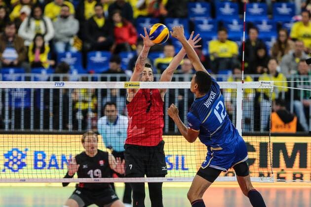 July 7, 2017 - Curitiba, Parano, Brasil - CURITIBA, BRAZIL JULY 7: Boyer of the France team during a match semifinals between Canada and France as part of the FIVB Volleyball World League 2017 at the Arena da Baixada Stadium on July 7, 2017 in Curitiba, Brazil. .Foto: CAN v FRA - FIVB Volleyball World League 2017 - ZUMAb158 20170707_zap_b158_018 Copyright: xGeraldoxBubniakx