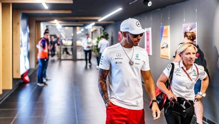 09.07.2017, Red Bull Ring, Spielberg, AUT, FIA, Formel 1, Grosser Preis von Oesterreich, Rennen, im Bild Lewis Hamilton (GBR) Mercedes AMG Petronas F1 Team British Formula One driver Lewis Hamilton of Mercedes AMG F1 during the Race of the Austrian FIA Formula One Grand Prix at the Red Bull Ring in Spielberg, Austria on 2017 07 09. Spielberg  EP_fei  