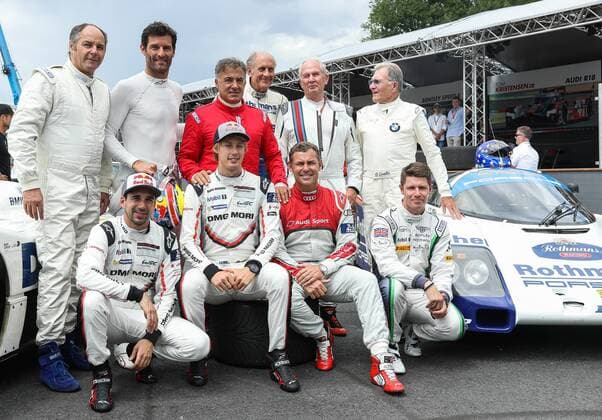 FORMULA 1 - GP of Austria 2017 SPIELBERG,AUSTRIA,09.JUL.17 - MOTORSPORTS, FORMULA 1 - Grand Prix of Austria, Red Bull Ring, legends parade. Image shows Gerhard Berger, Neel Jani, Mark Webber, Jean Alesi, Brendon Hartley, Hans Joachim Stuck, Guy Smith, motorsport consultant Helmut Marko (Red Bull), Dieter Quester and Tom Kristensen. GEPAxpictures xDanielxGoetzhaber