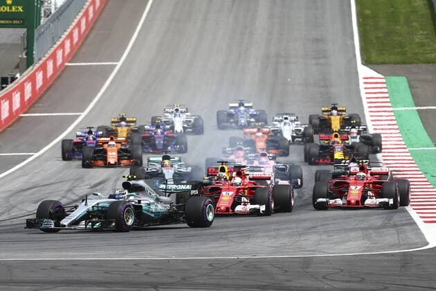FORMULA 1 - GP of Austria 2017 SPIELBERG,AUSTRIA,09.JUL.17 - MOTORSPORTS, FORMULA 1 - Grand Prix of Austria, Red Bull Ring. Image shows the start. GEPAxpictures xFelixxRoittner